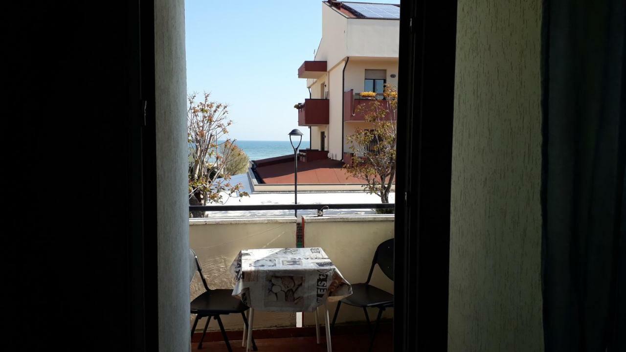Hotel Rosa Rimini Exteriör bild